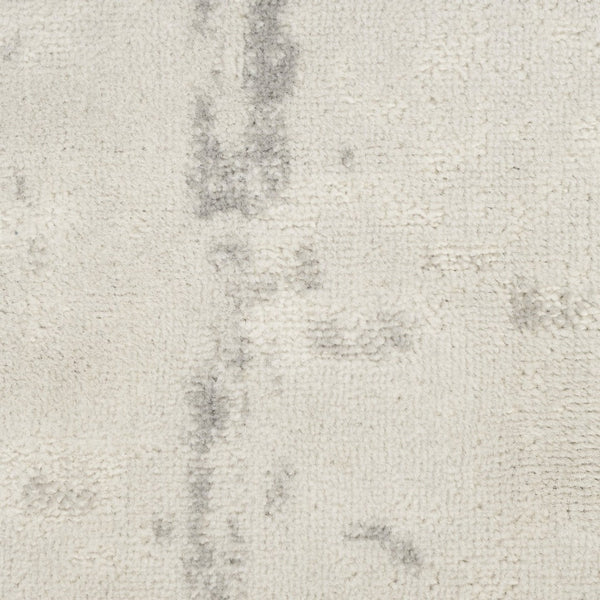 HomeRoots 8' Gray and Ivory Abstract Area Rug - Modern Power-Loomed Design for Stylish Living Spaces 8' X 10' 545169