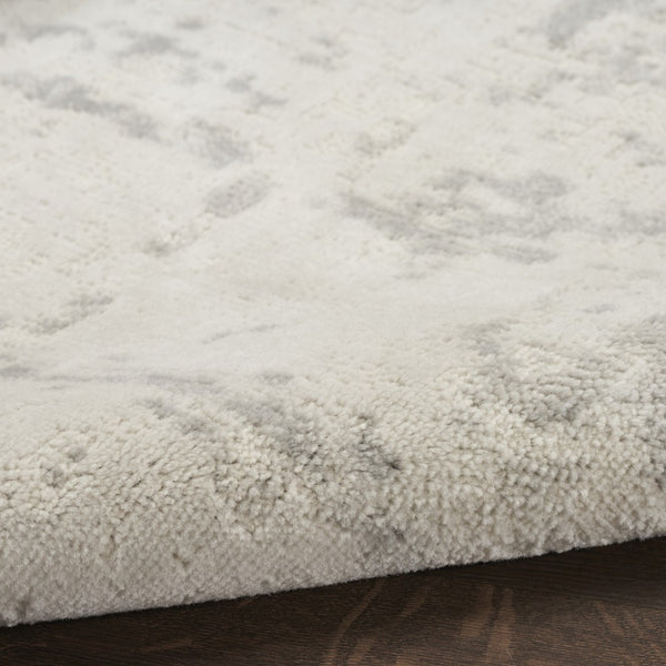 HomeRoots 8' Gray and Ivory Abstract Area Rug - Modern Power-Loomed Design for Stylish Living Spaces 8' X 10' 545169