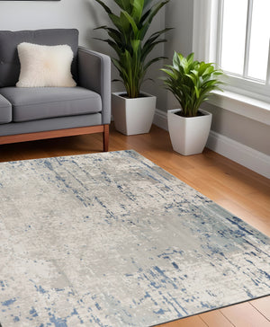 Homeroots 5' Gray And Ivory Square Abstract Power Loom Area Rug  Polypropylene,Polyester 545196