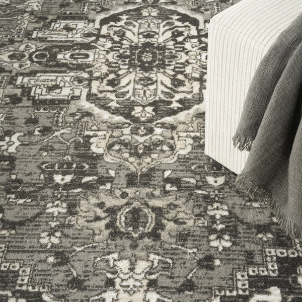 Homeroots 4' X 6' Gray And Ivory Medallion Power Loom Distressed Area Rug  Polypropylene,Polyester 545205