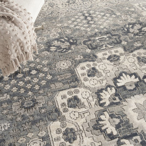 HomeRoots 9' Gray and Ivory Medallion Power Loom Area Rug - Timeless Elegance for Living Rooms & Bedrooms 8' X 10' 545214