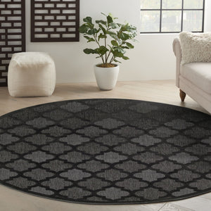 HomeRoots 10' Charcoal and Black Round Trellis Rug - Durable Outdoor & Indoor Area Rug for Style & Versatility 545218