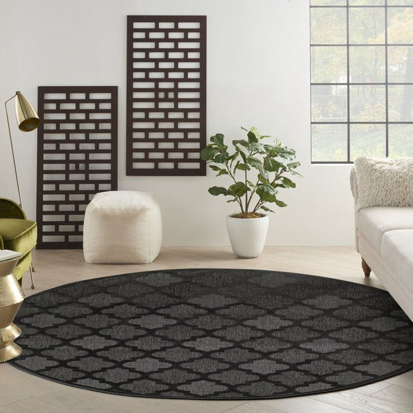 HomeRoots 10' Charcoal and Black Round Trellis Rug - Durable Outdoor & Indoor Area Rug for Style & Versatility 545218