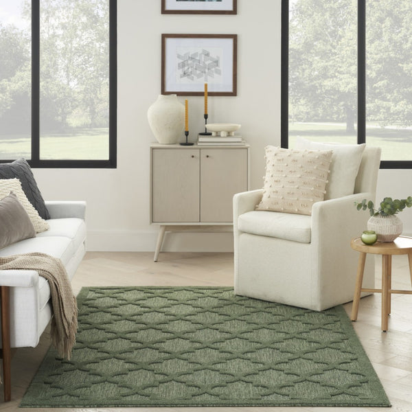 HomeRoots 6' X 9' Trellis Area Rug in Dark and Light Green - Durable, Stylish Indoor/Outdoor Decor Solution 545232