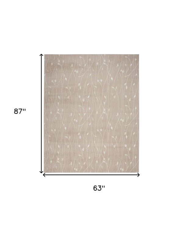 Homeroots 5' X 7' Beige And Ivory Floral Power Loom Area Rug  Polypropylene 545296