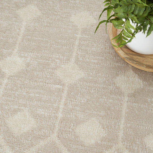 HomeRoots 8' Elegant Beige and Ivory Moroccan Area Rug - Power Loomed for Durable, Easy-Care Style in Any Room 8' X 10' 545300