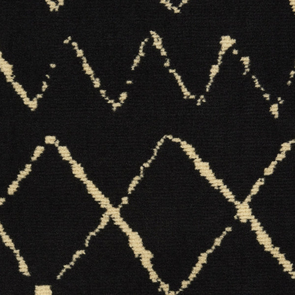 HomeRoots 6' Black and Ivory Abstract Area Rug – Contemporary Distressed Design for Modern Living Spaces 7' X 10' 545302