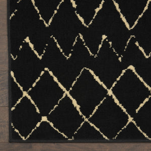 Homeroots 8' X 10' Black And Ivory Abstract Power Loom Distressed Area Rug  Polypropylene 545310