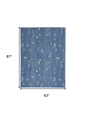 Homeroots 5' X 7' Blue And Beige Floral Power Loom Area Rug  Polypropylene 545316