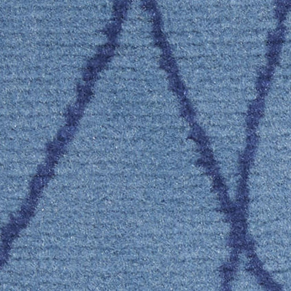 HomeRoots 6' Elegant Blue and Beige Floral Power Loom Area Rug - Timeless Design for Any Room Décor 7' X 10' 545318