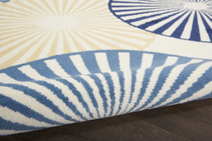 Homeroots 6' X 9' Blue And Ivory Geometric Power Loom Area Rug  Polypropylene 545322