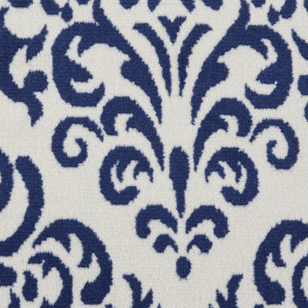 Homeroots 6' X 9' Blue And White Damask Power Loom Area Rug  Polypropylene 545349