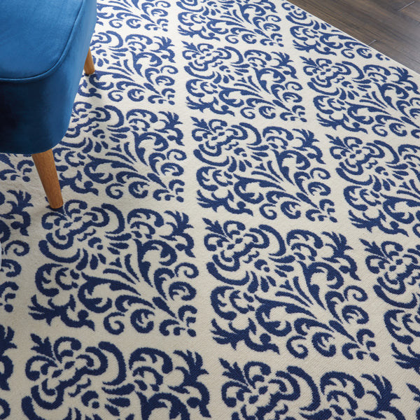 Homeroots 6' X 9' Blue And White Damask Power Loom Area Rug  Polypropylene 545349