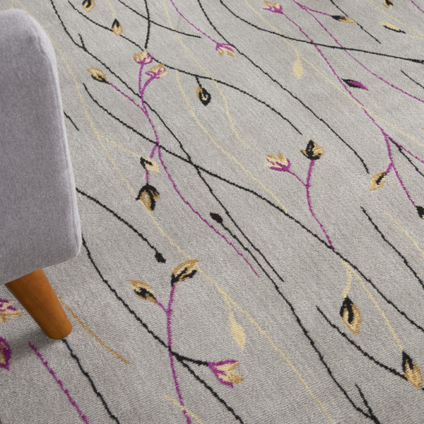 Homeroots 7' X 10' Gray And Pink Floral Power Loom Area Rug  Polypropylene 545367