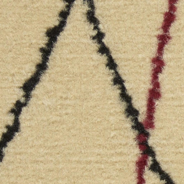 HomeRoots 8' Elegant Beige and Black Floral Power Loom Area Rug – Timeless Design for Any Living Space 8' X 10' 545408