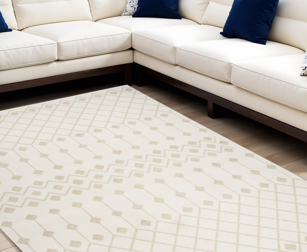 Homeroots 8' X 10' Beige And Ivory Moroccan Power Loom Area Rug  Polypropylene 545418