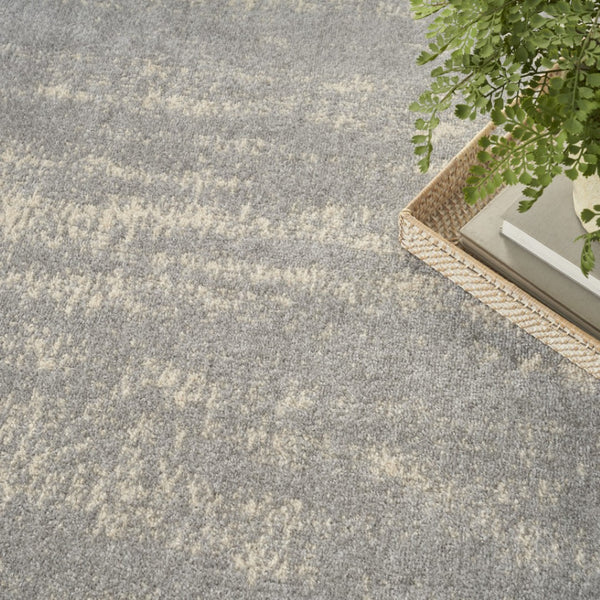 HomeRoots 6' X 9' Gray and Beige Abstract Area Rug - Stylish, Durable Indoor/Outdoor Design for Any Space 545518