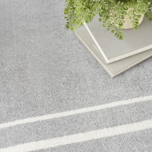 HomeRoots 6' X 9' Gray and Ivory Area Rug - Stylish Indoor/Outdoor Design for Any Home Decor & Easy Care 545525