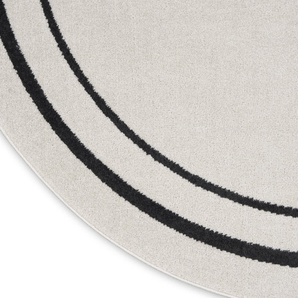 HomeRoots 8' Ivory and Black Round Rug - Weather-Resistant, Stylish Indoor & Outdoor Area Rug for Any Space 545534