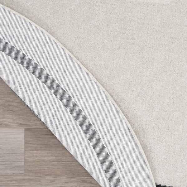 HomeRoots 8' Ivory and Black Round Rug - Weather-Resistant, Stylish Indoor & Outdoor Area Rug for Any Space 545534