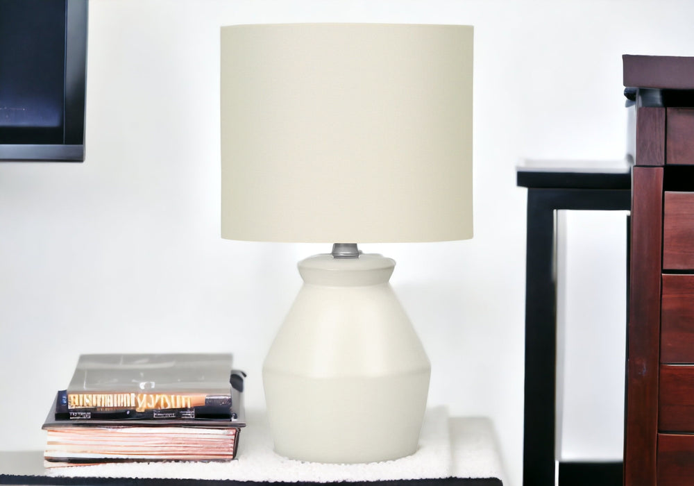Homeroots 17" Cream Ceramic Geometric Table Lamp With Cream Drum Shade   545875