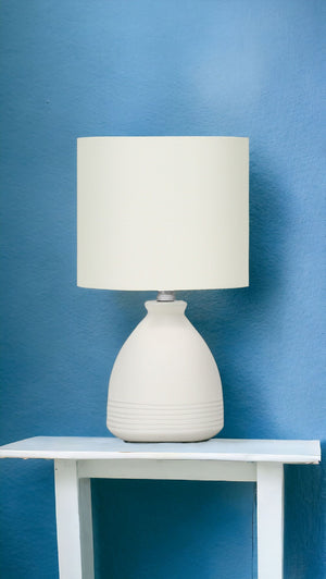 Homeroots 17" Cream Ceramic Round Table Lamp With Cream Drum Shade   545876