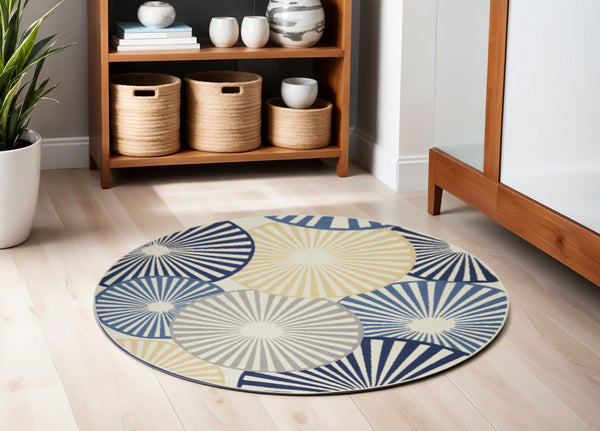Homeroots 5' Blue And Beige Round Geometric Power Loom Area Rug  Polypropylene 546036