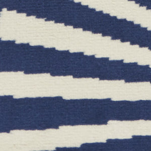 Homeroots 5' Blue And Beige Round Geometric Power Loom Area Rug  Polypropylene 546036