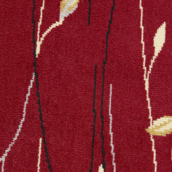 Homeroots 5' Red Black And Ivory Round Floral Vines Power Loom Area Rug  Polypropylene 546079