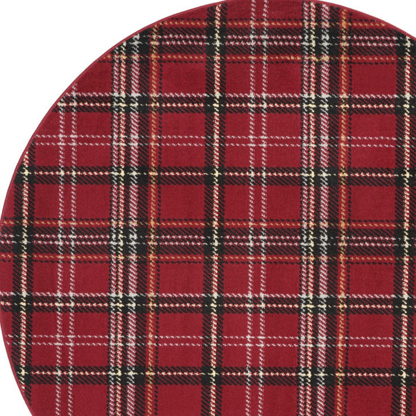 Homeroots 5' Red And Black Round Plaid Power Loom Area Rug  Polypropylene 546083