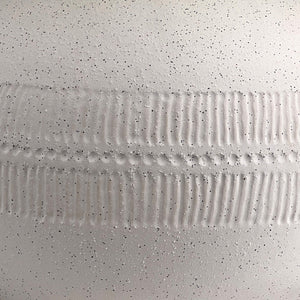 Homeroots 18" Off White Ceramic Round Table Lamp With White Cone Shade   546110