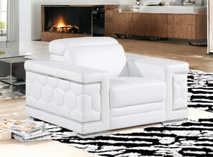 Homeroots 47" White And Silver Genuine Leather Lounge Chair   546437