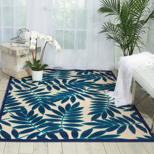 HomeRoots 5' Navy Blue & Ivory Palm Leaf Area Rug - Durable Indoor/Outdoor Flatwoven Design for Coastal Style 546665