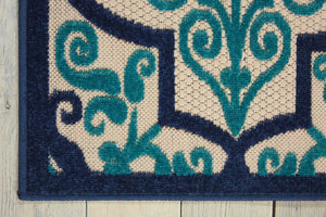 HomeRoots 5' Navy Blue and Ivory Trellis Area Rug - Timeless Indoor/Outdoor Style for High-Traffic Spaces 5' X 8' 546669