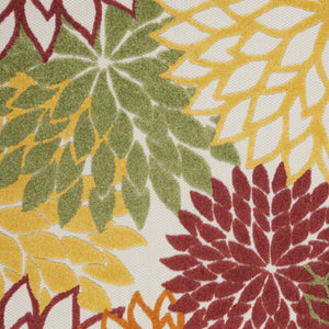 HomeRoots 5' Vibrant Floral Area Rug for Indoor & Outdoor Use – Durable, Stain-Resistant, Easy to Clean Design! 5' X 7' 546677