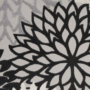 HomeRoots 8' X 11' Black And White Floral Area Rug - Durable, Stylish, and Perfect for Indoor & Outdoor Spaces! 546693