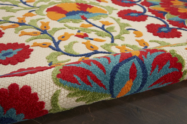 HomeRoots 5' Floral Indoor/Outdoor Area Rug in Navy Blue & Red – Durable, Easy-Clean, Versatile Décor Solution! 546788