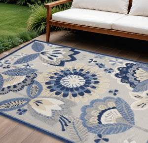 HomeRoots 5' Blue and Gray Floral Area Rug - Durable Indoor/Outdoor Design for Stylish High-Traffic Spaces 7' X 10' 546841