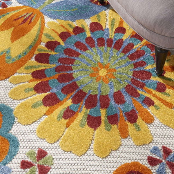 HomeRoots 5' Vibrant Floral Area Rug for Indoor and Outdoor Spaces – Durable, Stain-Resistant, Easy-Care Design 5' Round 546843