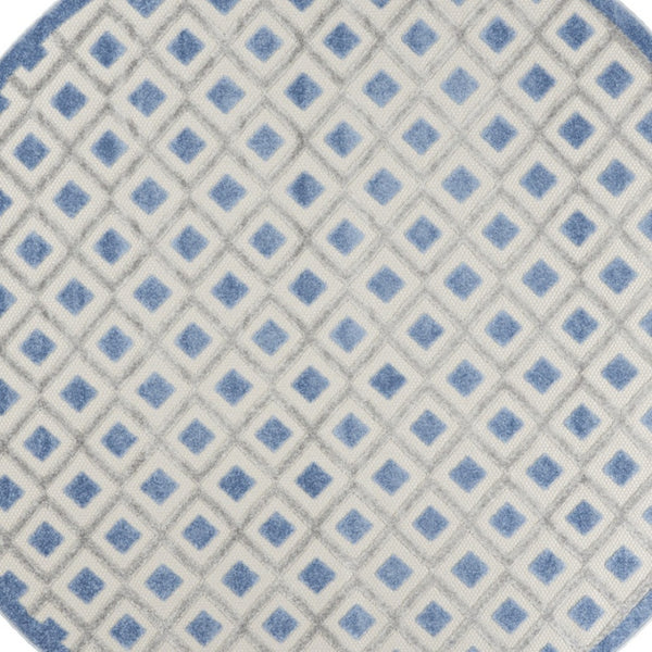 HomeRoots 8' Blue and Gray Round Geometric Area Rug - Stylish, Durable, and Versatile for Indoor & Outdoor Use 546854