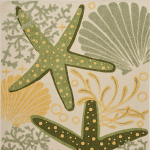 HomeRoots 5' Coastal Starfish Indoor Outdoor Area Rug in Green, Yellow & Blue - Durable, Easy-Clean Design! 548052