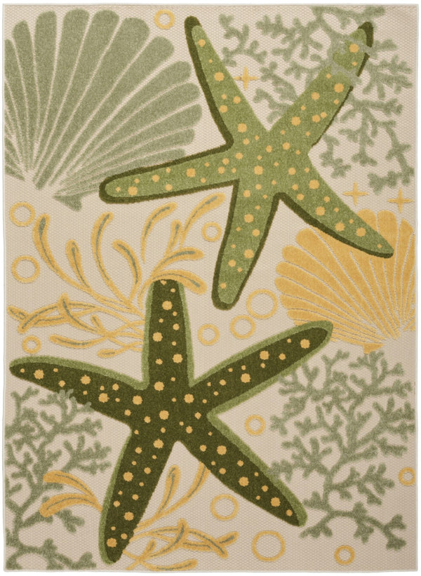 HomeRoots 5' Coastal Starfish Indoor Outdoor Area Rug in Green, Yellow & Blue - Durable, Easy-Clean Design! 548052
