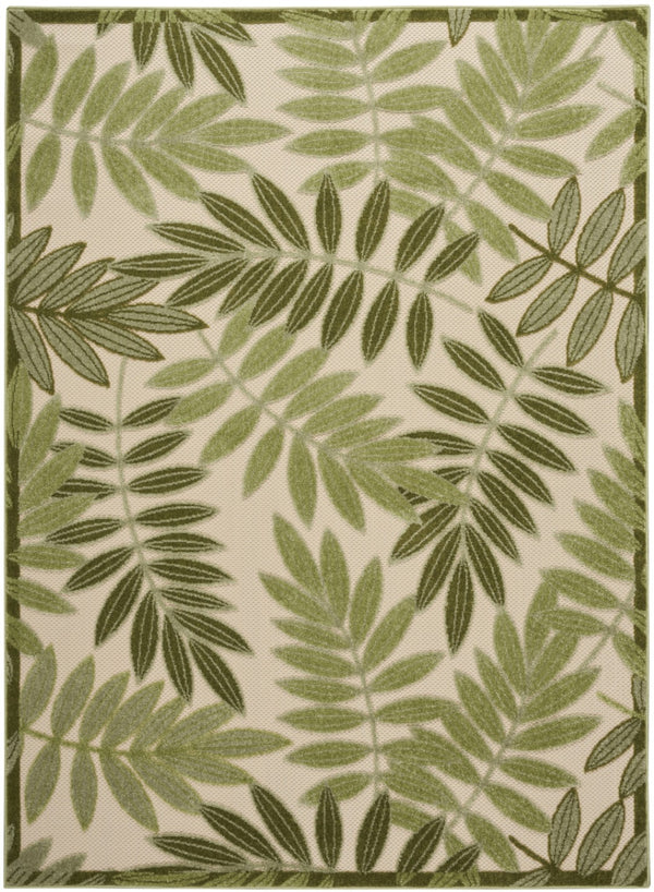 HomeRoots 5' Tropical Palm Leaf Area Rug - Ivory & Green Indoor/Outdoor Stain-Resistant Design for Any Space 548056