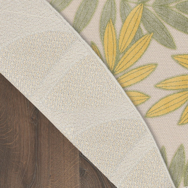 HomeRoots 8' Vibrant Round Palm Leaf Area Rug - Coastal Style for Indoor & Outdoor Spaces, Easy Care, Durable! 548060