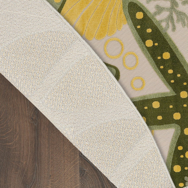 HomeRoots 8' Round Starfish Area Rug in Ivory, Green & Yellow – Durable Indoor/Outdoor Coastal Charm Decor 548062