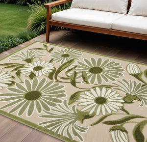 HomeRoots 6' Invigorating Ivory & Green Floral Indoor-Outdoor Area Rug - Durable, Easy-Clean Design for All Spaces 548076