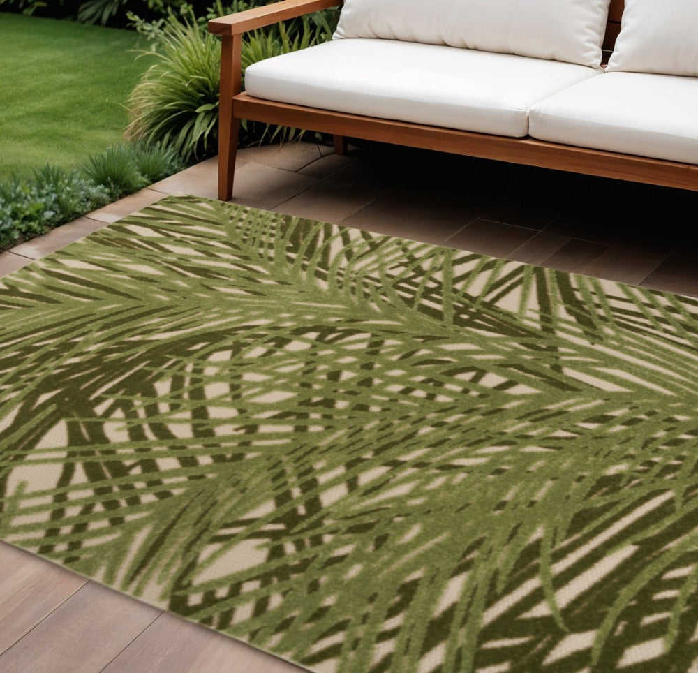 HomeRoots 6' X 9' Ivory Green Palm Leaf Area Rug – Durable Indoor Outdoor Decor for Coastal Living Spaces 548080