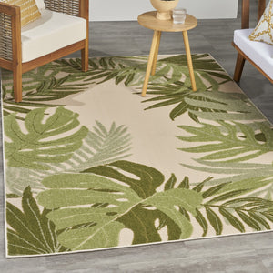 HomeRoots 6' X 9' Tropical Ivory & Green Palm Leaf Rug - Durable Indoor/Outdoor Style for Elegant Spaces 548081