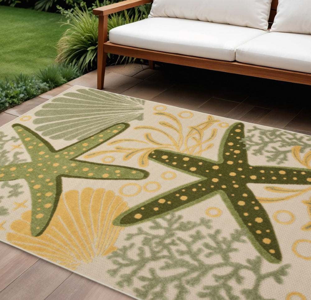 HomeRoots 9' Coastal Starfish Indoor Outdoor Area Rug - Vibrant Multicolor Design for Home & Patio Décor 548113
