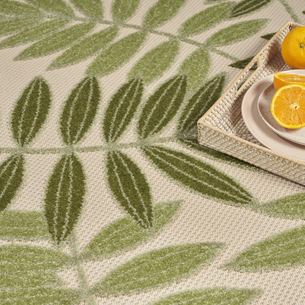 HomeRoots 9' X 12' Ivory & Green Palm Leaf Rug – Durable Indoor/Outdoor Area Rug for Tropical Coastal Vibes 548117